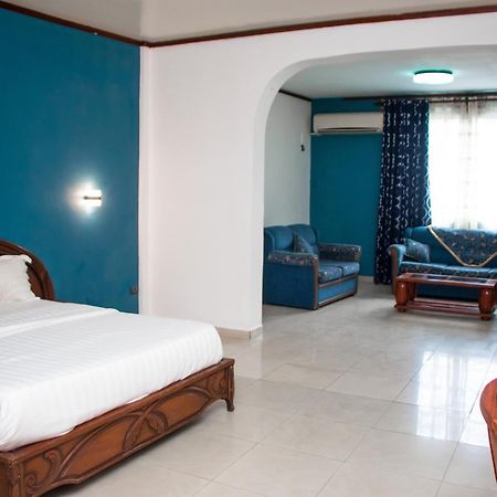Hotel Le Majestic Douala Exteriér fotografie