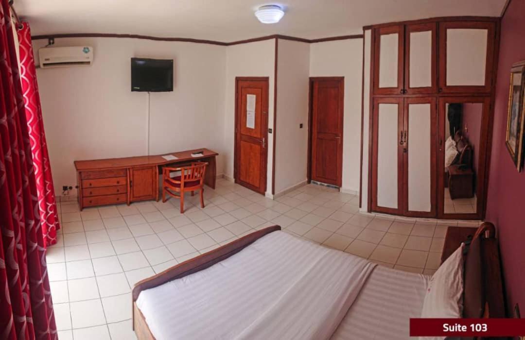 Hotel Le Majestic Douala Exteriér fotografie