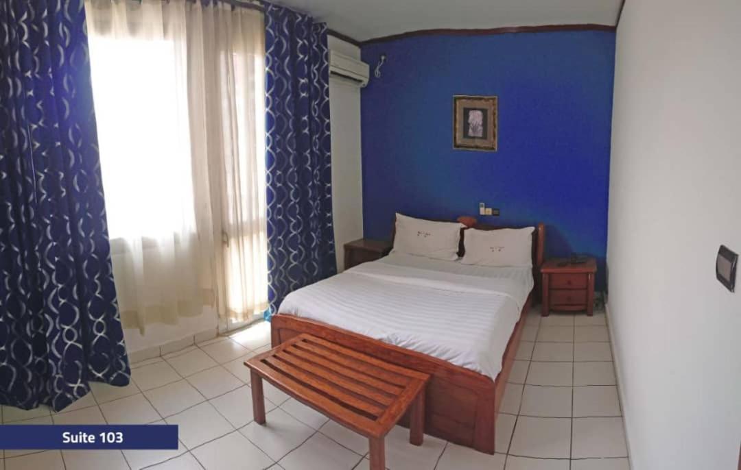 Hotel Le Majestic Douala Exteriér fotografie