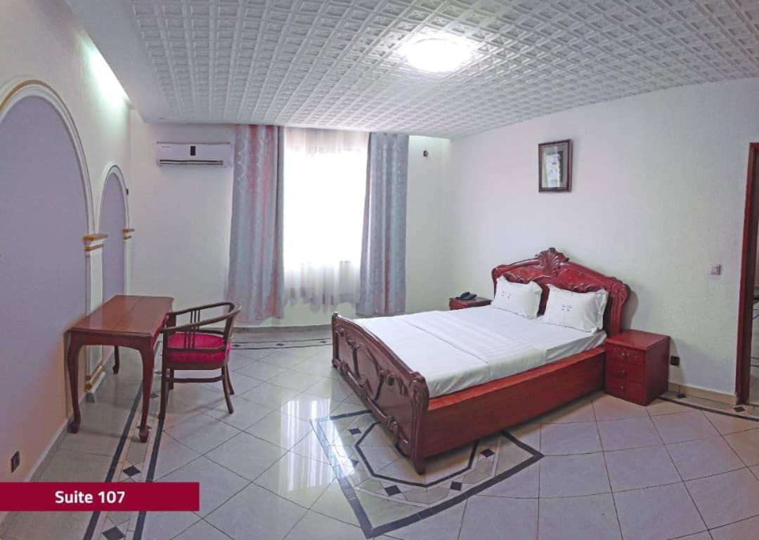 Hotel Le Majestic Douala Exteriér fotografie