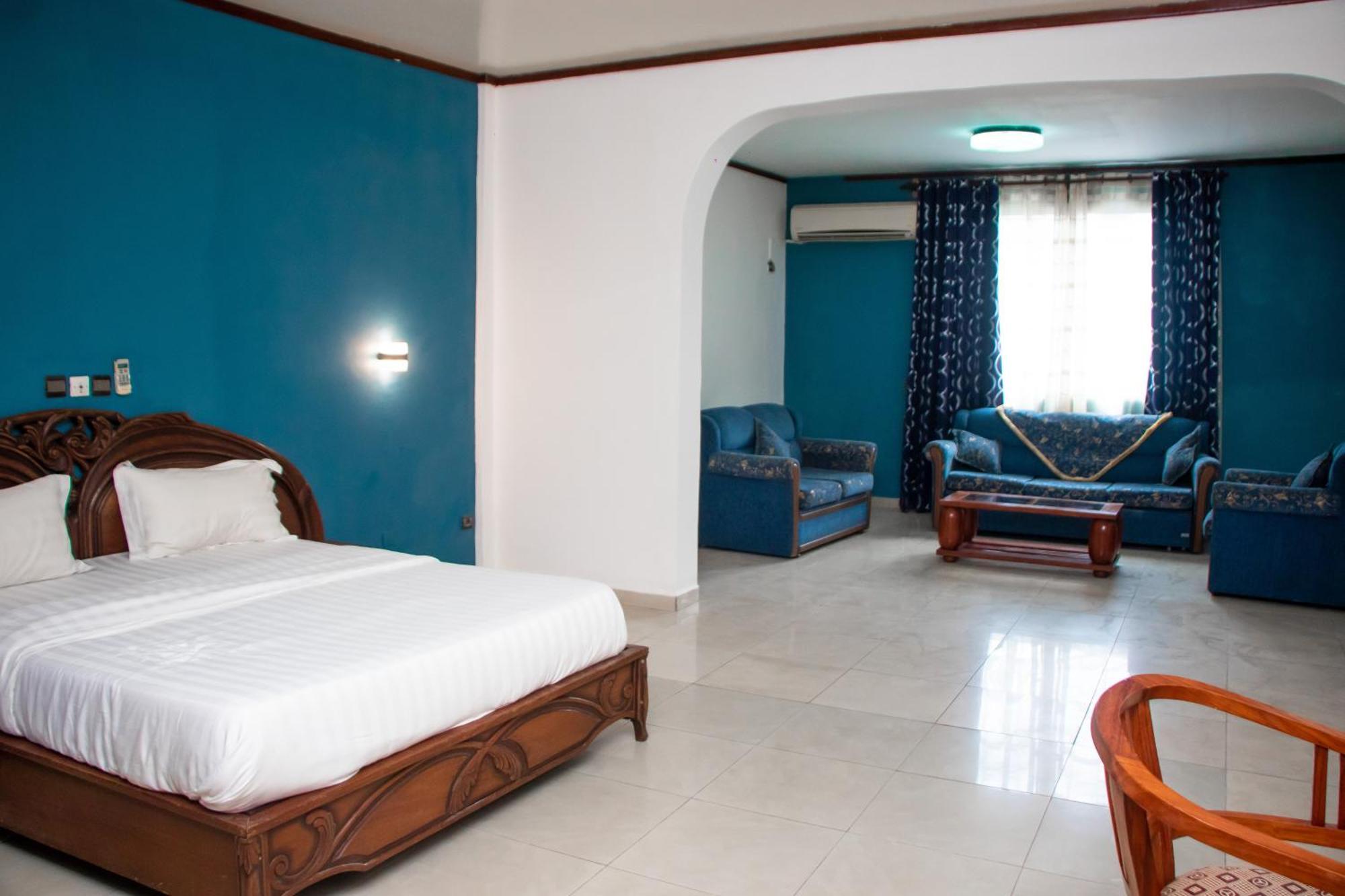 Hotel Le Majestic Douala Exteriér fotografie